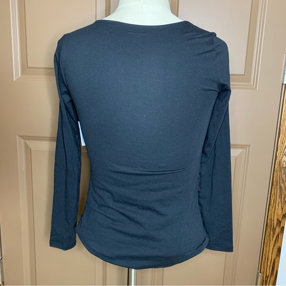 NWT Old Navy Maternity Black Twist Front Top - Picture 2 of 5